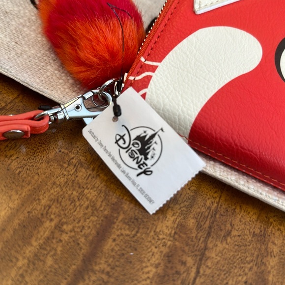 Loungefly women’s Disney Mei Lee Turning Red Panda Zip-Around Wallet - Picture 9 of 16